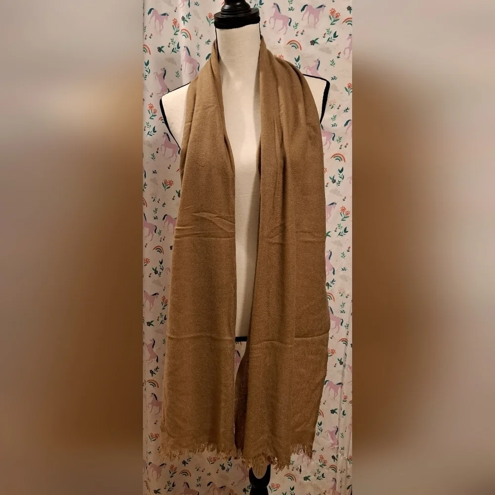 NWT Claudia Nicole Tan Cashmere Neutral Boho Casual Knit Scarf Wrap w/ Fringe